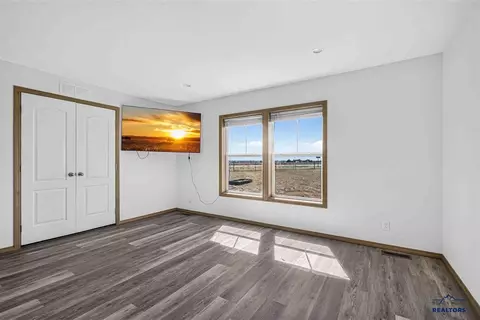 18883 Hermitage Ln, Belle Fourche, SD 57717 photo 2