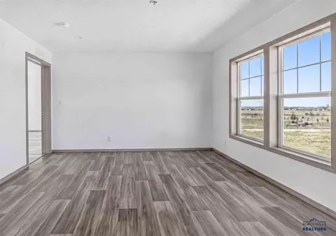 18883 Hermitage Ln, Belle Fourche, SD 57717 photo 8