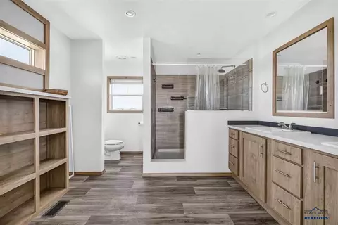 18883 Hermitage Ln, Belle Fourche, SD 57717 photo 13