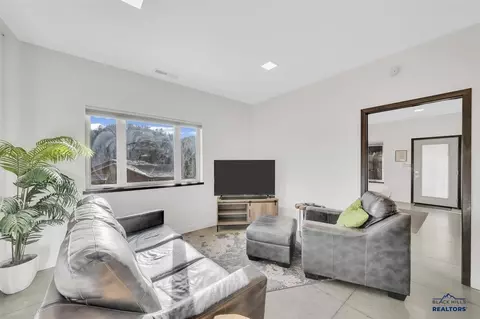 Living - 24227 Granite Point Ct, Keystone, SD 57751 photo 2 of 2