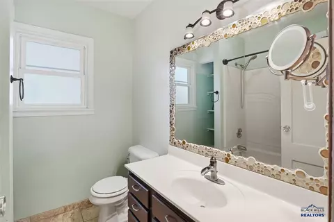 Bath - 1927 Junction Ave, Sturgis, SD 57785 photo 1 of 2