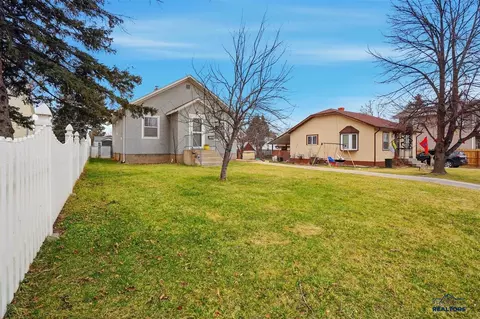 Exterior - 1927 Junction Ave, Sturgis, SD 57785 photo 5 of 5