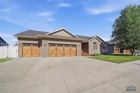 6436 Dunsmore Rd, Rapid City, SD 57702