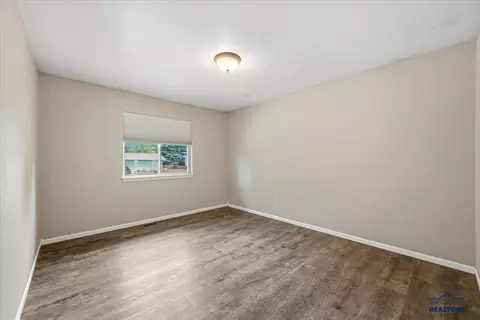 1826 Sugar Creek Pl, Spearfish, SD 57783 photo 11