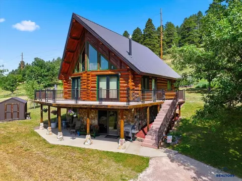 11858 Mountain Meadow Dr, Sturgis, SD 57785