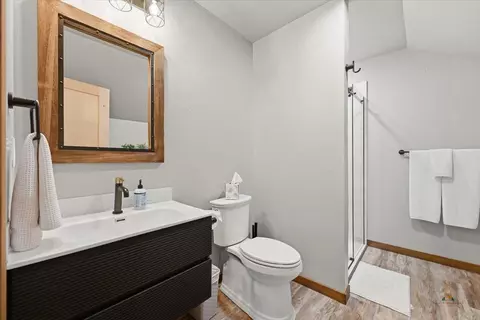 Bath - 20975 Journal Ct, Sturgis, SD 57785 photo 6 of 7