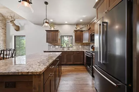 Kitchen - 20975 Journal Ct, Sturgis, SD 57785 photo 2 of 5