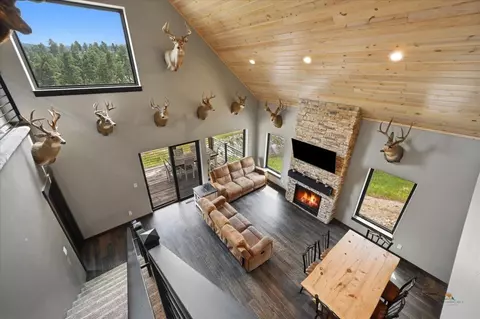 Living - 20975 Journal Ct, Sturgis, SD 57785 photo 3 of 3