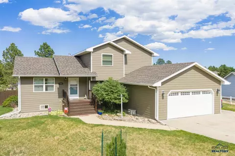 7920 Spring Canyon Rd, Rapid City, SD 57702