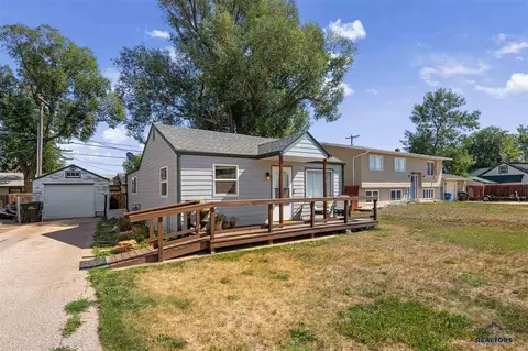 3306 Harmony Ln, Rapid City, SD 57702