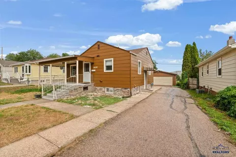1614 Boulder St, Rapid City, SD 57702