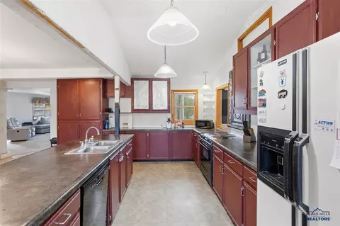 Kitchen - 318 4th Ave, Wall, SD 57790 photo 1 of 3