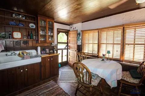 Dining - 32 Denver Ave, Deadwood, SD 57732 photo 1 of 2