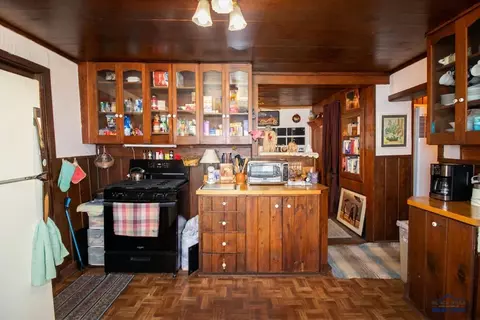 Kitchen - 32 Denver Ave, Deadwood, SD 57732 photo 3 of 3