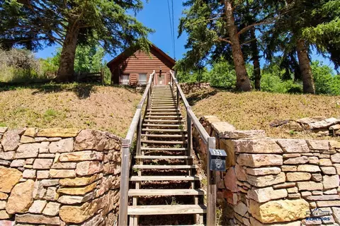 Exterior - 32 Denver Ave, Deadwood, SD 57732 photo 6 of 7