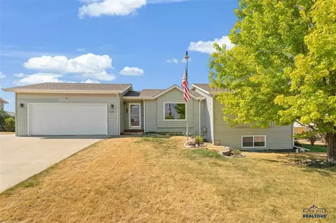 247 Freiheit Ln, Box Elder, SD 57719