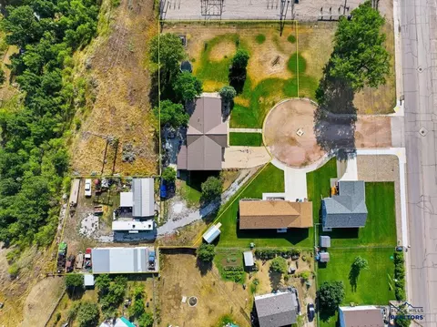 View/Area - 1301 Hilltop Cir, Belle Fourche, SD 57717 photo 3 of 3