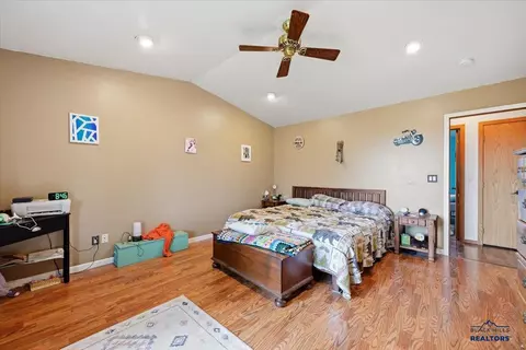 Bedroom - 1301 Hilltop Cir, Belle Fourche, SD 57717 photo 1 of 6