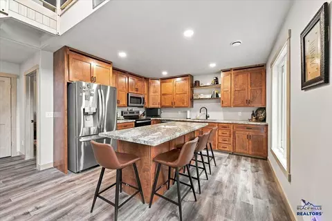 Kitchen - 21351 Snowcat Rd, Lead, SD 57754 photo 1 of 2