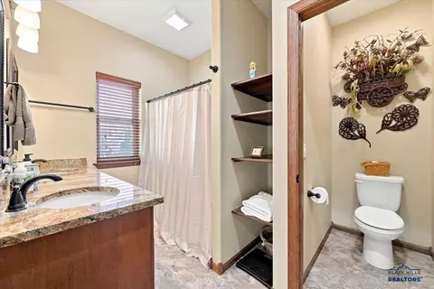 Bath - 3761 Ward Ave, Spearfish, SD 57783 photo 1 of 2