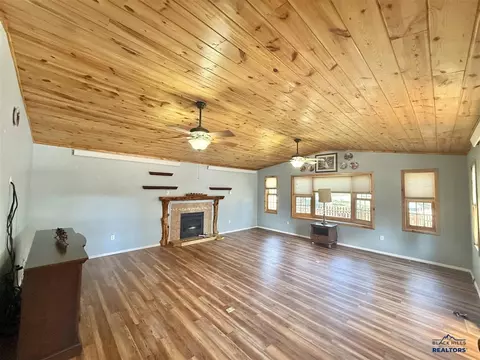 12237 Weaver Dr, Custer, SD 57730 photo 16
