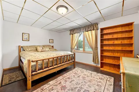 Bedroom - 2515 Lookout Mountain Rd, Spearfish, SD 57783 photo 2 of 7
