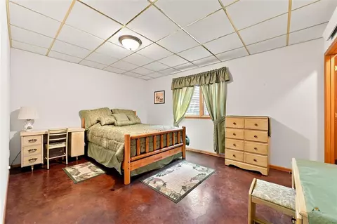 Bedroom - 2515 Lookout Mountain Rd, Spearfish, SD 57783 photo 1 of 7