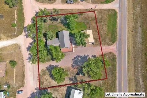 View/Area - 1003 3rd Ave, Edgemont, SD 57735 photo 2 of 7