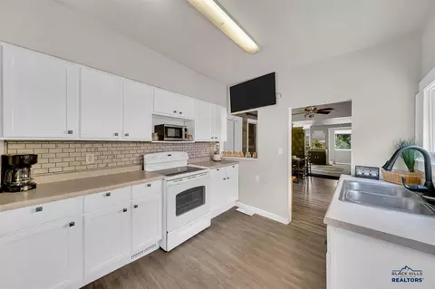 Kitchen - 18 Jefferson St, Deadwood, SD 57732 photo 1 of 2