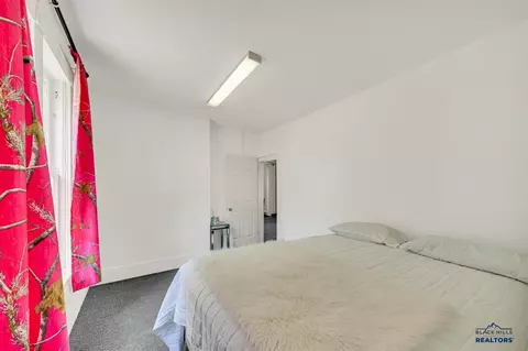 Bedroom - 18 Jefferson St, Deadwood, SD 57732 photo 2 of 2