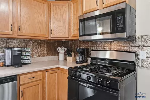Kitchen - 506 E Main St, Lead, SD 57754 photo 3 of 5