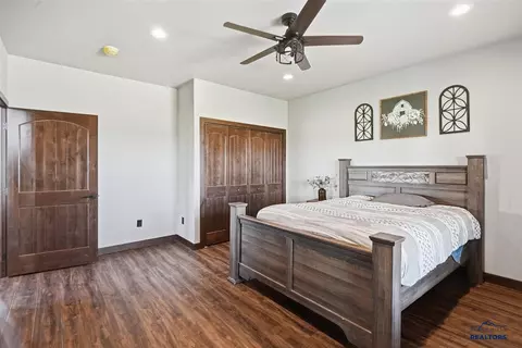 Bedroom - 20258 Avalanche Rd, Whitewood, SD 57793 photo 5 of 6