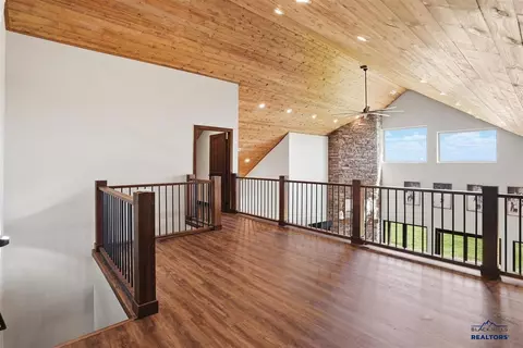 Entry Way - 20258 Avalanche Rd, Whitewood, SD 57793 photo 2 of 3