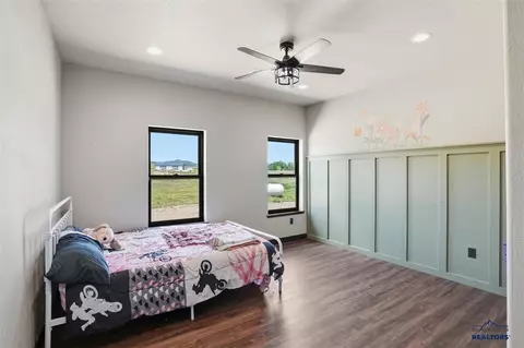 Bedroom - 20258 Avalanche Rd, Whitewood, SD 57793 photo 4 of 6