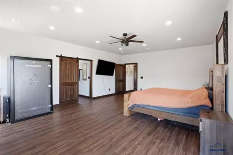 Bedroom - 20258 Avalanche Rd, Whitewood, SD 57793 photo 2 of 6