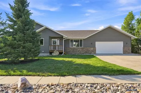 3053 Willowbend Rd, Rapid City, SD 57703
