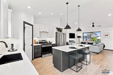 Kitchen - 1823 Reserve St, Spearfish, SD 57783 photo 2 of 4