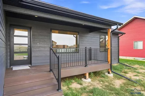 Exterior - 1823 Reserve St, Spearfish, SD 57783 photo 2 of 7