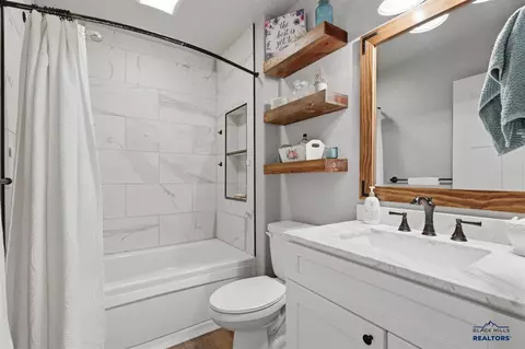 Bath - 822 Dirk Ct, Box Elder, SD 57719 photo 3 of 3