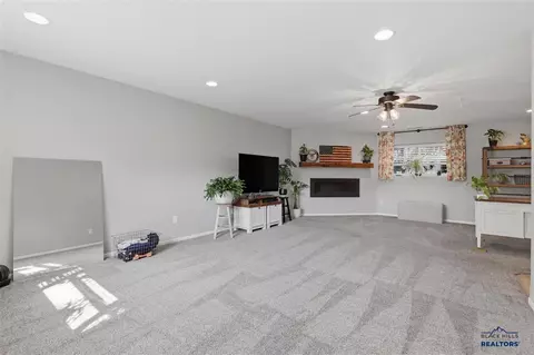 Living - 822 Dirk Ct, Box Elder, SD 57719 photo 4 of 5