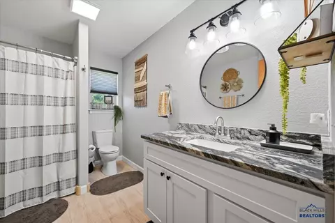 Bath - 12315 Antler Rd, Whitewood, SD 57793 photo 2 of 5