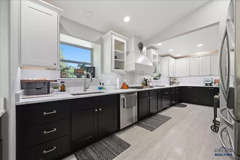 Kitchen - 12315 Antler Rd, Whitewood, SD 57793 photo 3 of 3