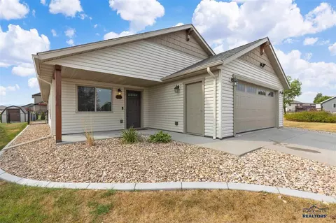 Exterior - 1925 Absaroka St, Spearfish, SD 57783 photo 2 of 4