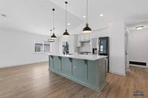 Kitchen - 1925 Absaroka St, Spearfish, SD 57783 photo 2 of 4