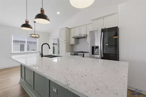 Kitchen - 1925 Absaroka St, Spearfish, SD 57783 photo 3 of 4