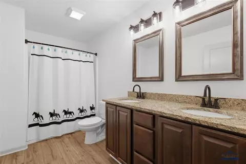 Bath - 1925 Absaroka St, Spearfish, SD 57783 photo 1 of 2