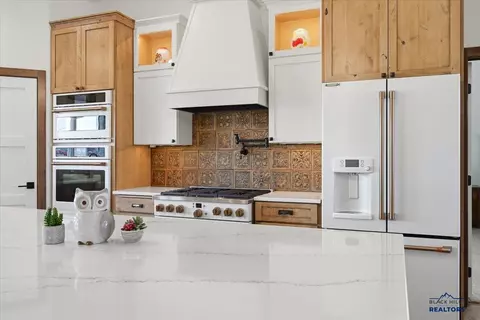 Kitchen - 2657 Top Shelf Ave, Spearfish, SD 57783 photo 2 of 4