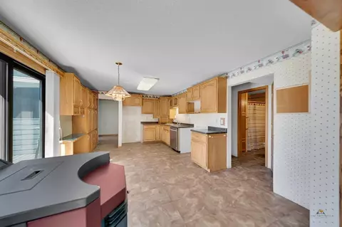 25115 Harbach Ln, Custer, SD 57730 photo 9