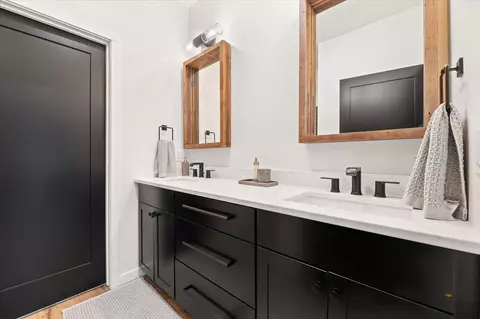 Bath - 21344 Embers Way, Lead, SD 57754 photo 3 of 5