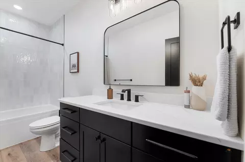 Bath - 21344 Embers Way, Lead, SD 57754 photo 4 of 5